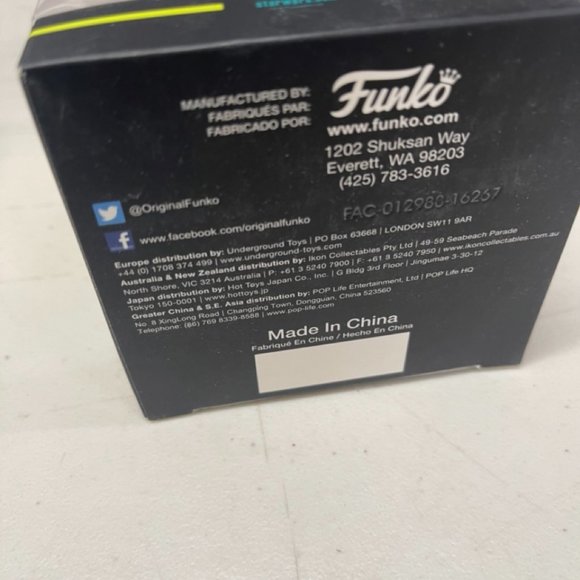 STAR WARS DARTH VADER FUNKO POP - Picture 3 of 4